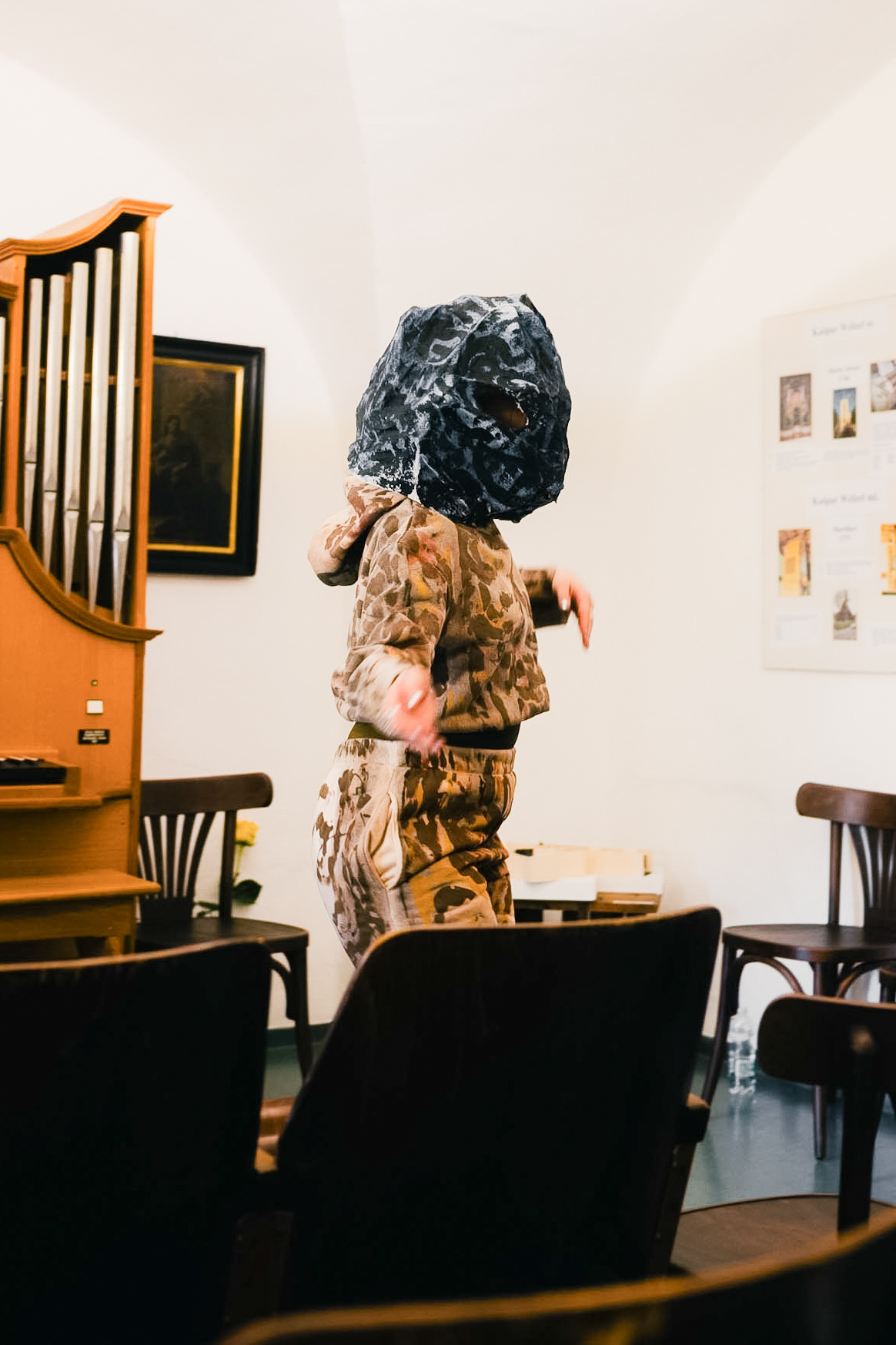 Kultur Reinickendorf - Nina Plášková © Michael Küpker (für archaische Masken)